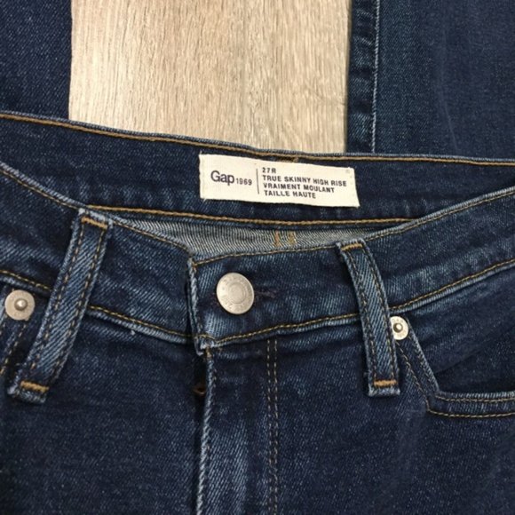 Vintage Jeans | High Waisted Skinny Jeans - Picture 4 of 7